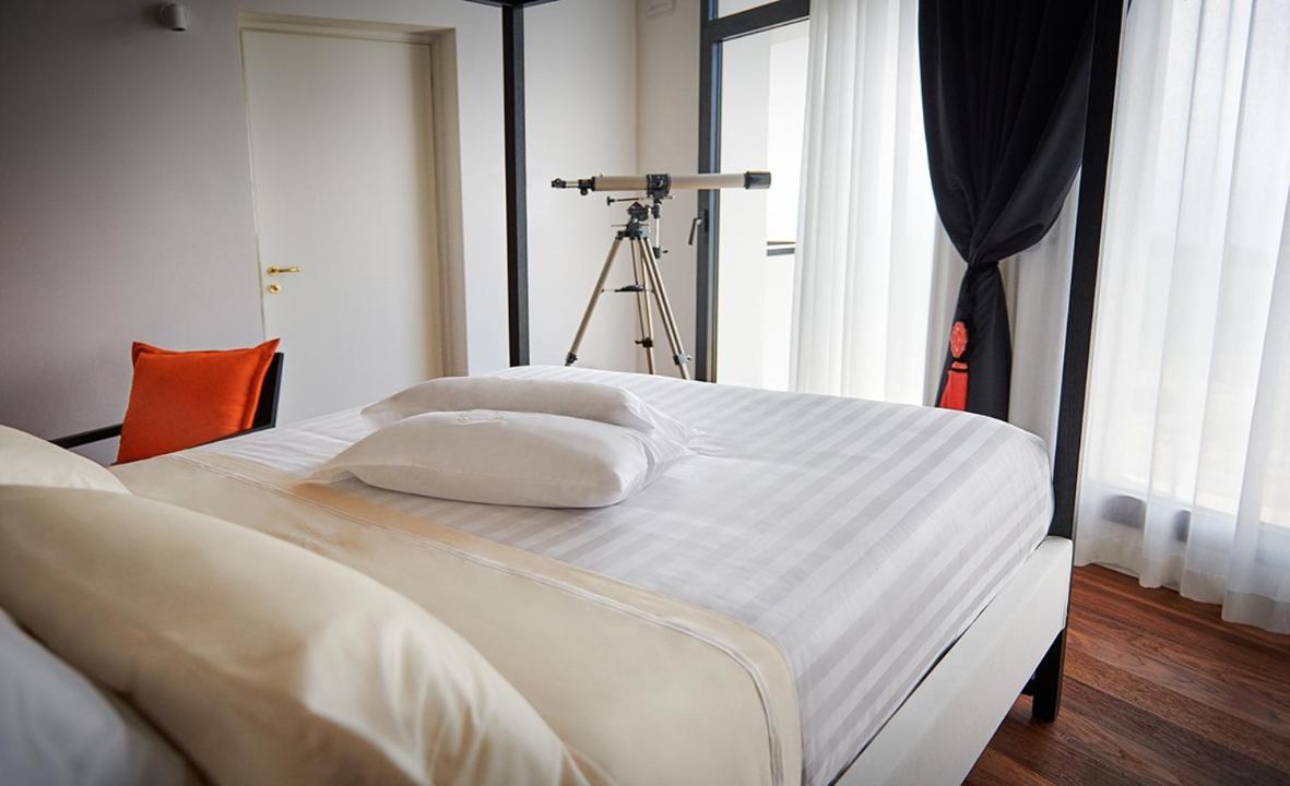 Idea 18 Boutique Hotel Controguerra Экстерьер фото
